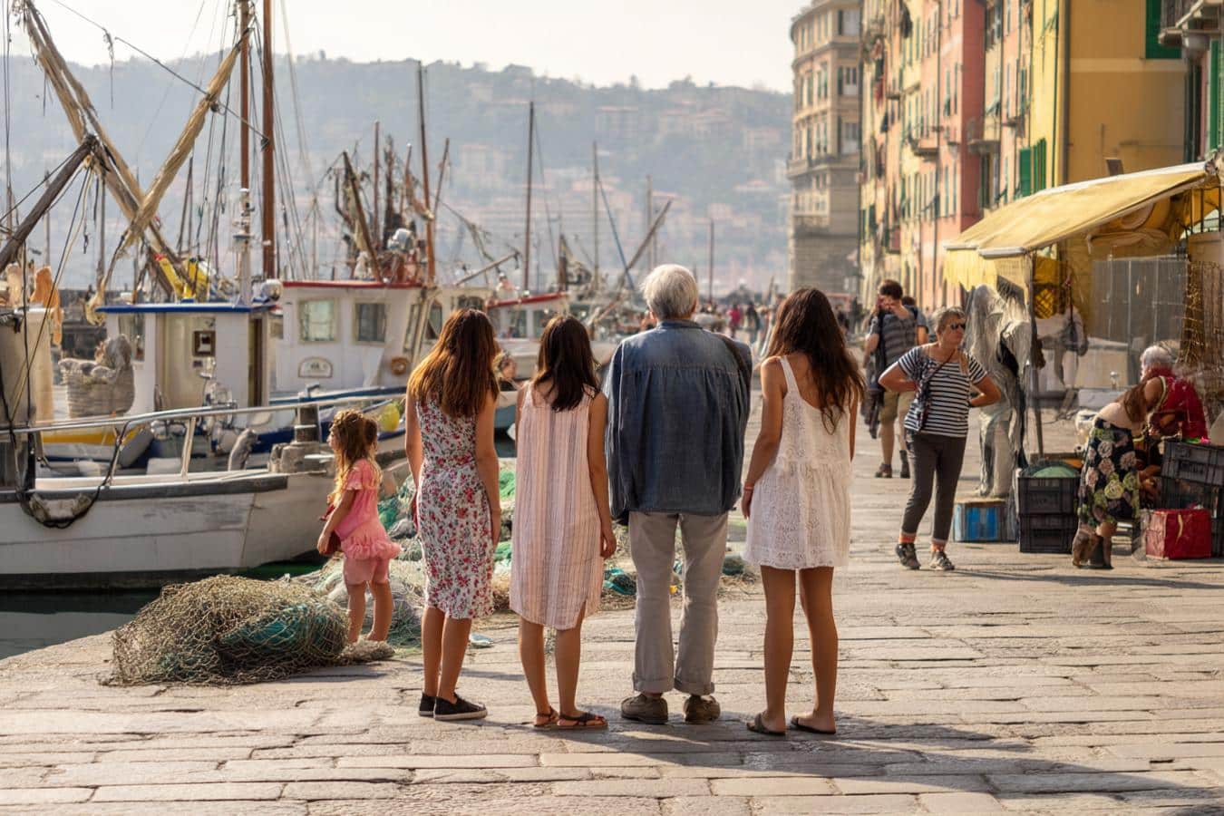 escale la spezia port ville mer