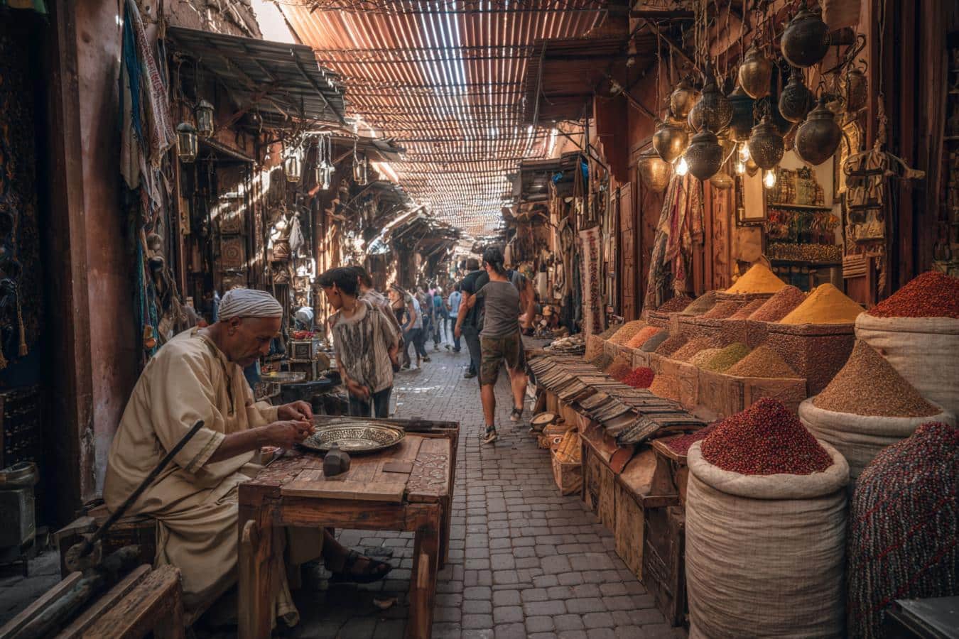 souk marrakech couleurs et artisanat