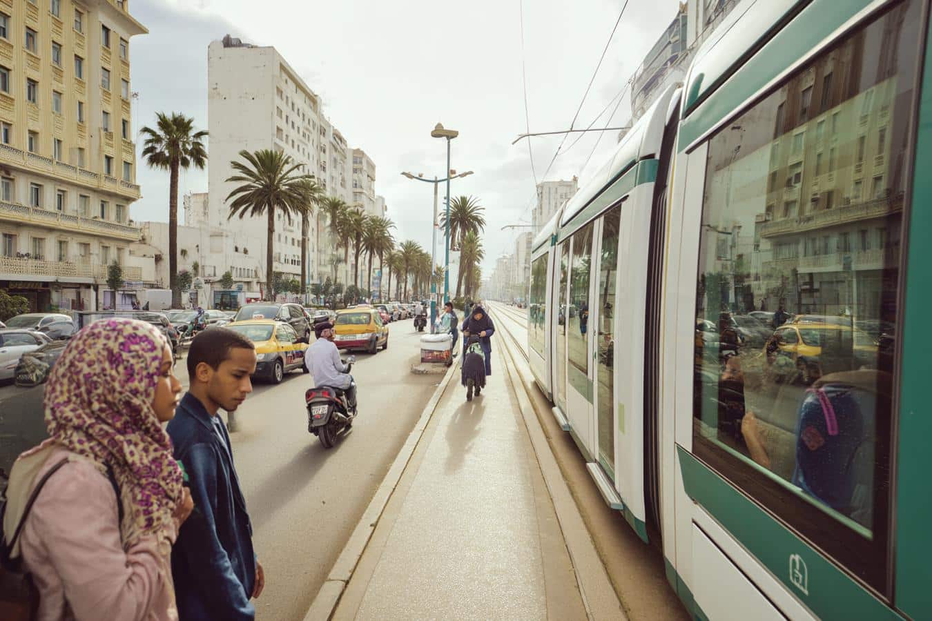 transport urbain casablanca taxi tramway bus